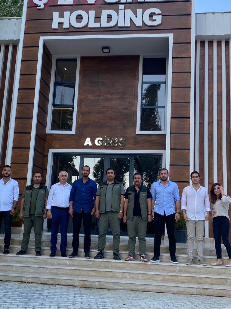 Hububat hasadın başlamasıyla çiftçilerimizin üretmiş olduğu arpa ve buğdaylar Şevginler Holdingin 21 bin tonluk deposunda TMO adına alım yapılmadan önce İl Müdürümüz, TMO Muş ve Van Müdürlerince ziyaret edildi
⁦<a href="/ibrahimyumakli/">İbrahim Yumaklı</a>⁩ ⁦<a href="/tcvanvaliligi/">T.C. Van Valiliği 🇹🇷</a>⁩ ⁦⁦<a href="/igorentas/">İbrahim Görentaş</a>⁩