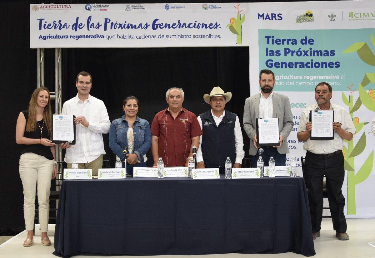 El abastecimiento responsable permite que empresas y productores prosperen juntos, por eso firmamos un convenio con @marsmexico_ y #FincaAgrarista, fomentando así el abasto local y asegurando que la #TierraDeLasPróximasGeneraciones sea productiva y sostenible. #AlianzaMARSyCIMMYT