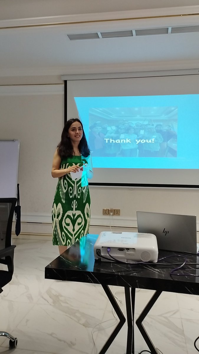 NodiraSobirzod's tweet photo. It's been 7 months since I and 22 my friends opened our pages on #Twitter. Our teachers @NigoraFazliddin and @YoqubHalimov helped us to work on Twitter. At the end of the project, @rkhakimova1993 , @SherDavlatov and I won. I say thank the @USEmbDushanbe for all this support. https://t.co/0d3ExaMSYV