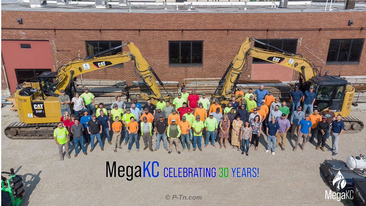 MegaKCbuilds's tweet photo. Celebrating our amazing employee owners at our MegaKC annual ESOP meeting! 🥳 
📷: P-TN
#Safety #Quality #Community #Freedom #EmployeeOwners #ESOP #MegaKC https://t.co/qNBoUkdbCz