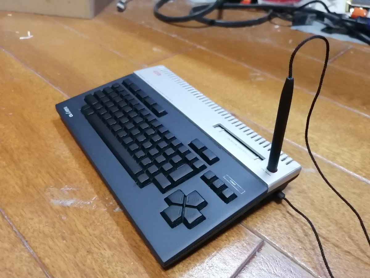 その他 SANYO MSX MPC-10 サンヨーWAVY10・MPC-10はいったんこれで完成。 このあとのWAVY1からの