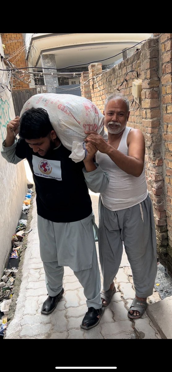 GrainsofHopeUK's tweet photo. Grains of Hope Foundation Pakistan Food Appeal 2023.
Alhamdulillah, thanks to your kind donations we distributed 150 food packs to families in need.
#grainsofhopefoundation
#GOHF
#islam
#charity
#Pakistan https://t.co/5hKUMjqDPE