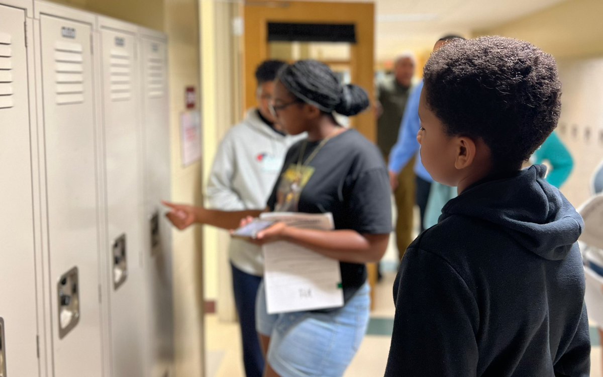 WPSwindsorct's tweet image. 🏫✨ Our Fresh Start Program is here to guide incoming freshmen on a successful transition to high school life. 💪🏽📚 This exciting summer program is filled w/mentorship, academic support, and social connections. #Day1 #weareWINdsor 👐🏽 #FreshStartProgram #NewBeginnings