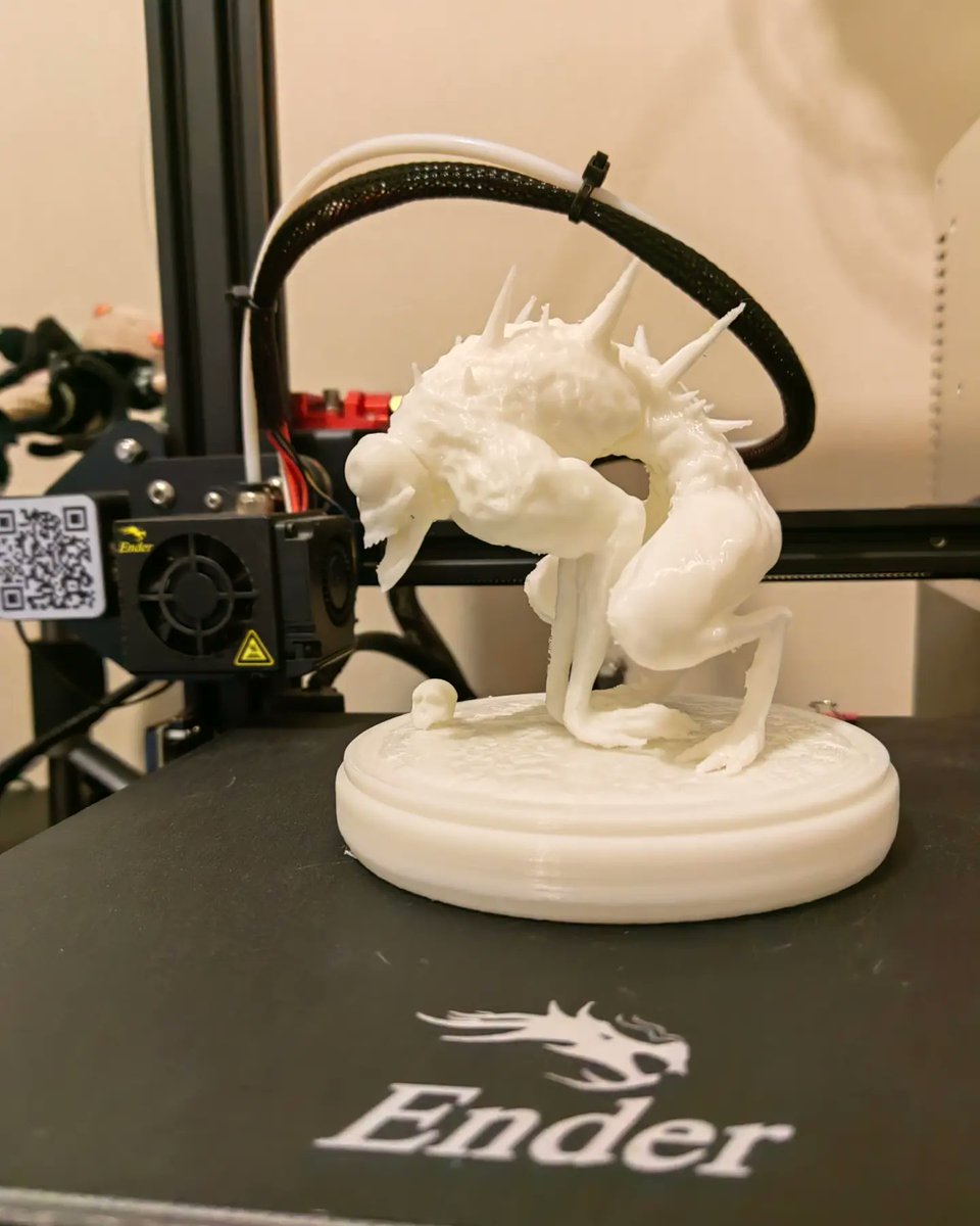 degorad's tweet photo. Impresión lista del #Nothic para #dungeonsanddragons
https://t.co/NTWTaax4cs
#miniature #DnDcharacter #dndartist #dndart #printable #STL #3Dprinting https://t.co/pWTowbuaYz