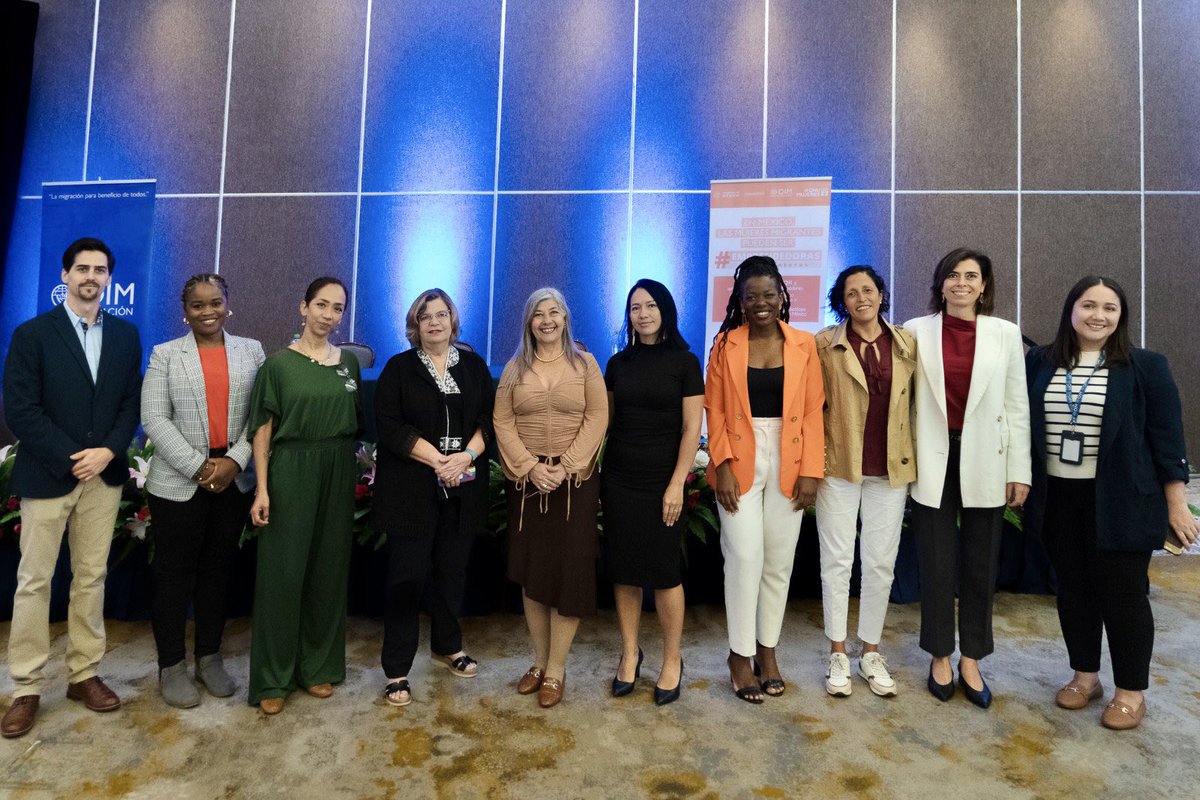 ONUMujeresMX's tweet photo. En colaboración con la @OIM_Mexico y el @inmujeres,  lanzamos la campaña #EmprendedorasSinFronteras con el objetivo de visibilizar el impacto positivo de la fuerza laboral de las mujeres migrantes que emprenden en 🇲🇽México. https://t.co/0dYTAWOPBG