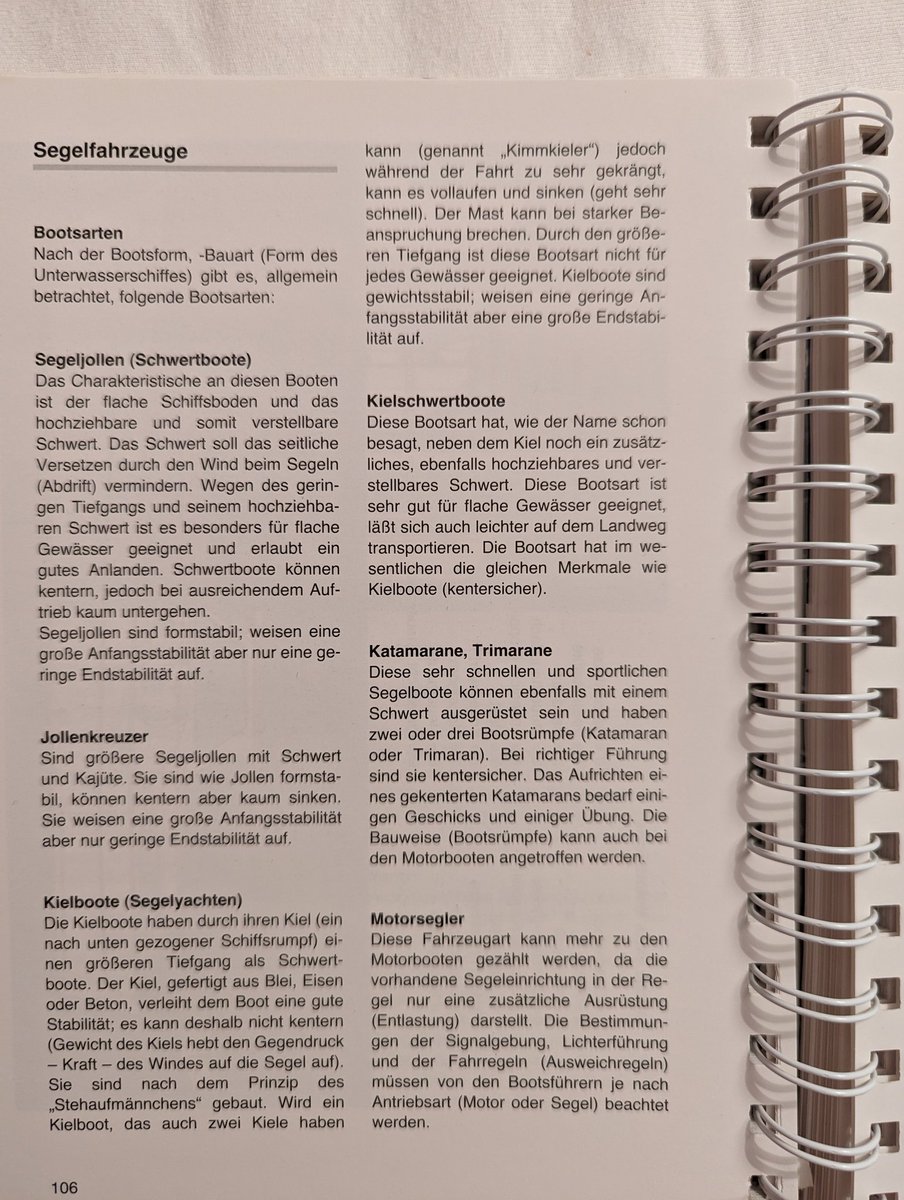 ginaginella's tweet photo. @Natascha_Strobl @markus_vgf Nix davon fällt unter "Yacht" stimmt allerdings nicht. Segelboote mit Kiel (also ungleich der Jolle) sind Yachten. Das ist einfach eine Typenbezeichnung und hat nichts mit Luxus oder Preis des Bootes zu tun. https://t.co/NWJr5YpdbF
