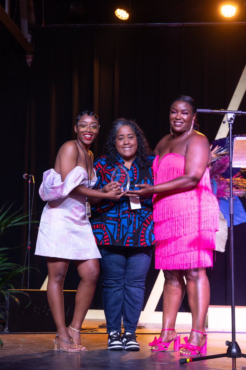 EquityAlliance1's tweet photo. Thank you to all who came out to celebrate our honorees at the 4th annual #BWEW Brunch!
🌺Vonda McDaniel, The Pioneer in Politics
🌺Sen. Raumesh Akbari, The Unsung She-ro
🌺Amber Sherman, The Radical Flame
We are honored to celebrate you and give you your flowers! https://t.co/WjLZ7NwpFa