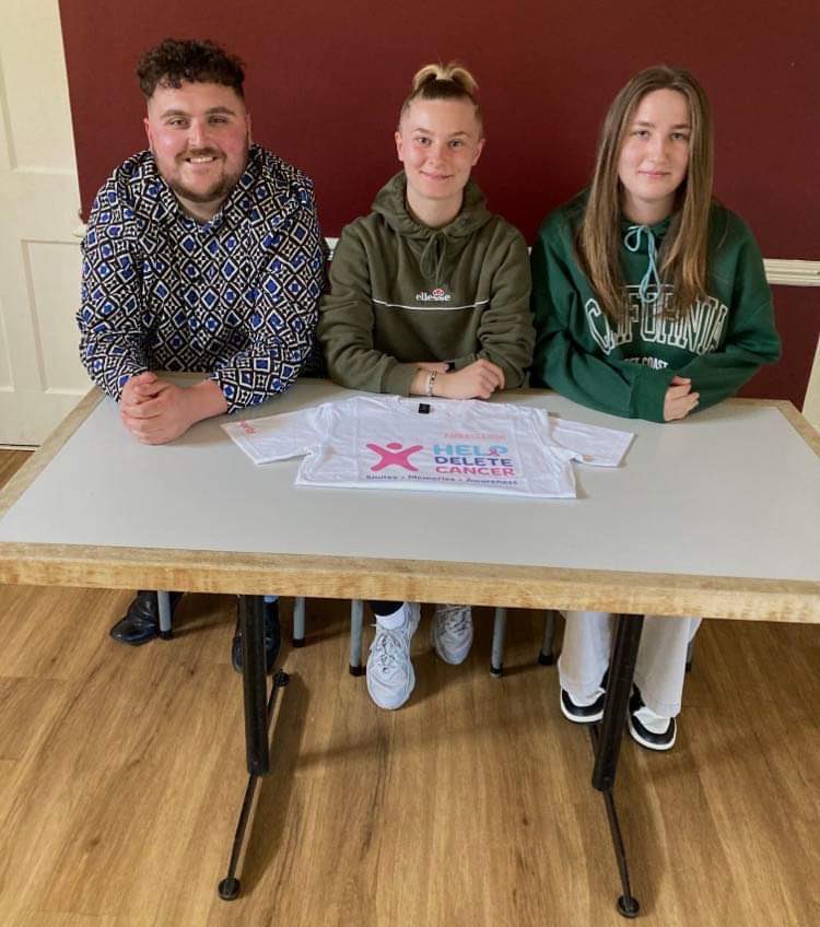 Delete_Cancer's tweet photo. Delighted to announce one of our own @hollywilliamsxo has become an official ambassador of ours ✍️

Formerly of @NorwichCityWFC, Holly has a great attitude on &amp; off the pitch &amp; we feel is a perfect fit into what we strive to achieve here at HDC

Smiles, Memories &amp; Awareness ❤️🎗️ https://t.co/Nt4bR7DU7j