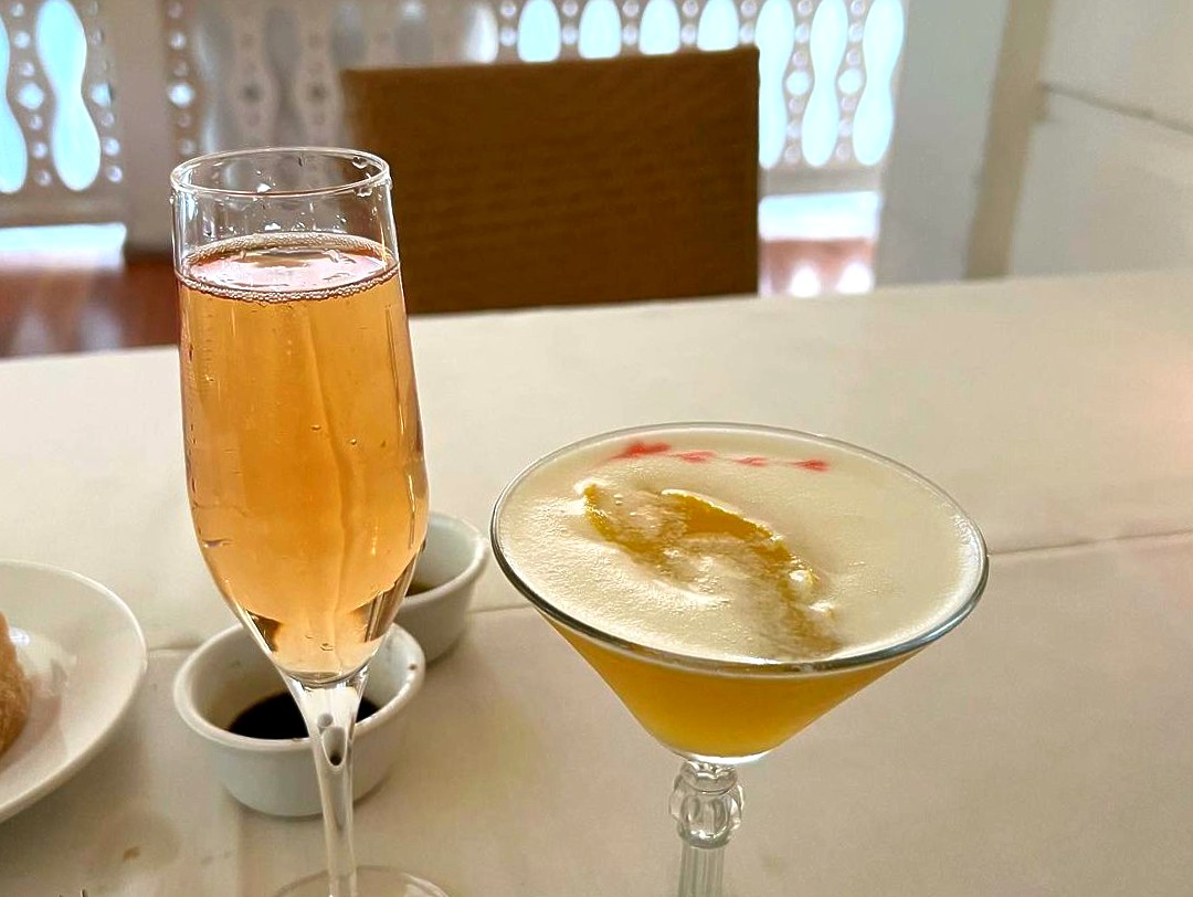 CaBiancaItalian's tweet photo. Sip slowly through summer with us. 🥂 #CaBiancaItalian

📸 @monicska312 https://t.co/c6BWnH2mu7