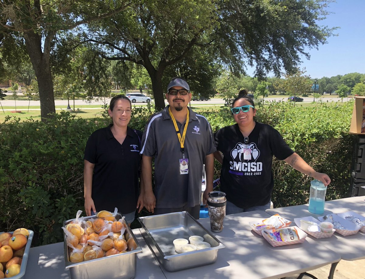 Thank you Erica & Edgar from San Marcos CISD Transportation for assisting SMCISD Child Nutrition summer team member Chelsey today. San Marcos CISD has the best Support Service teams 💜#SanMarcosCISD #smpubliclibrary