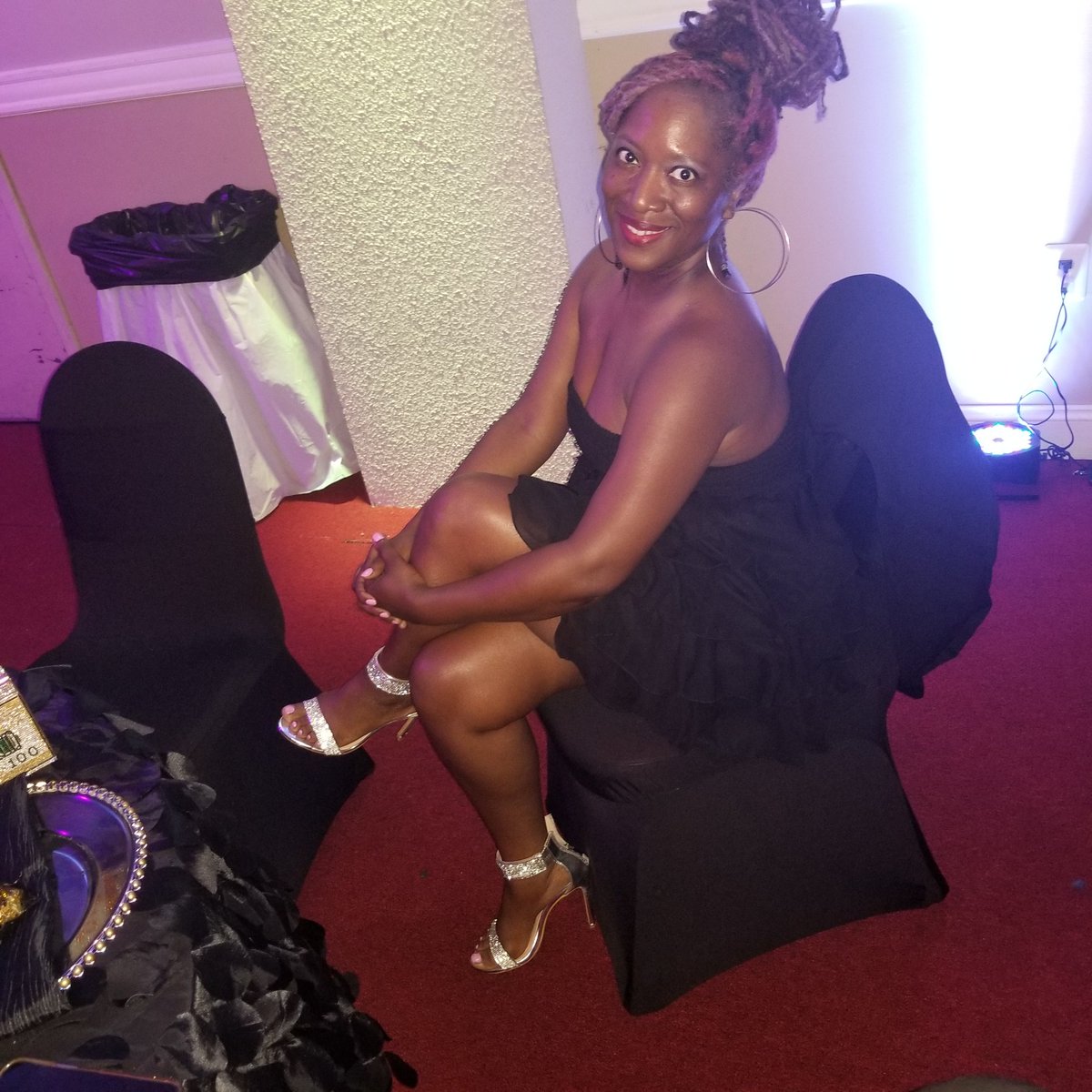 LakiaNichole's tweet photo. I pray, but I also slay. Thanking God for my heavenly drip.🙏🏾 https://t.co/dvYVsX6qrM