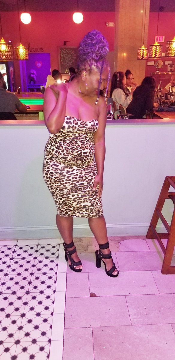 LakiaNichole's tweet photo. I pray, but I also slay. Thanking God for my heavenly drip.🙏🏾 https://t.co/dvYVsX6qrM