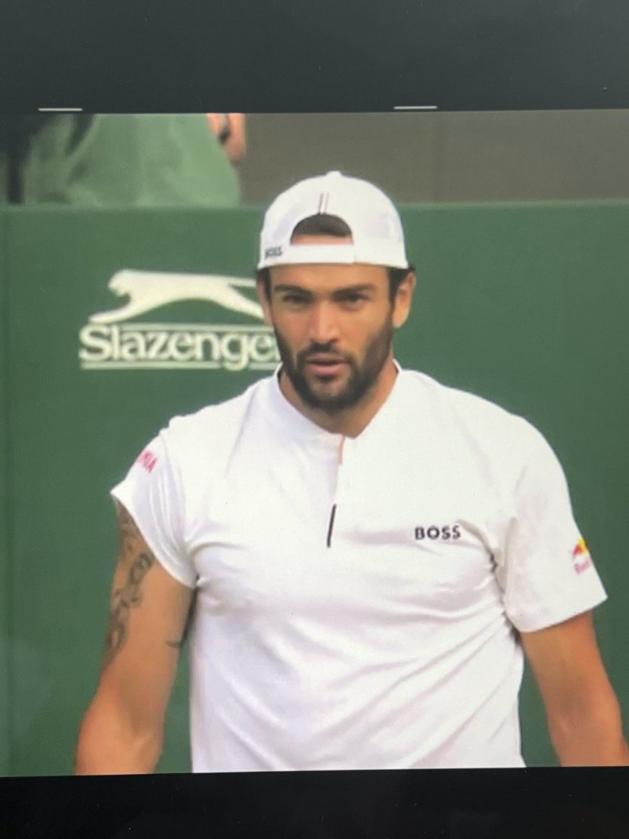 saracamp79's tweet photo. I nostri cuori sono tutti con te! Credici!! 
 #Berrettini https://t.co/dDnpaWvNXr