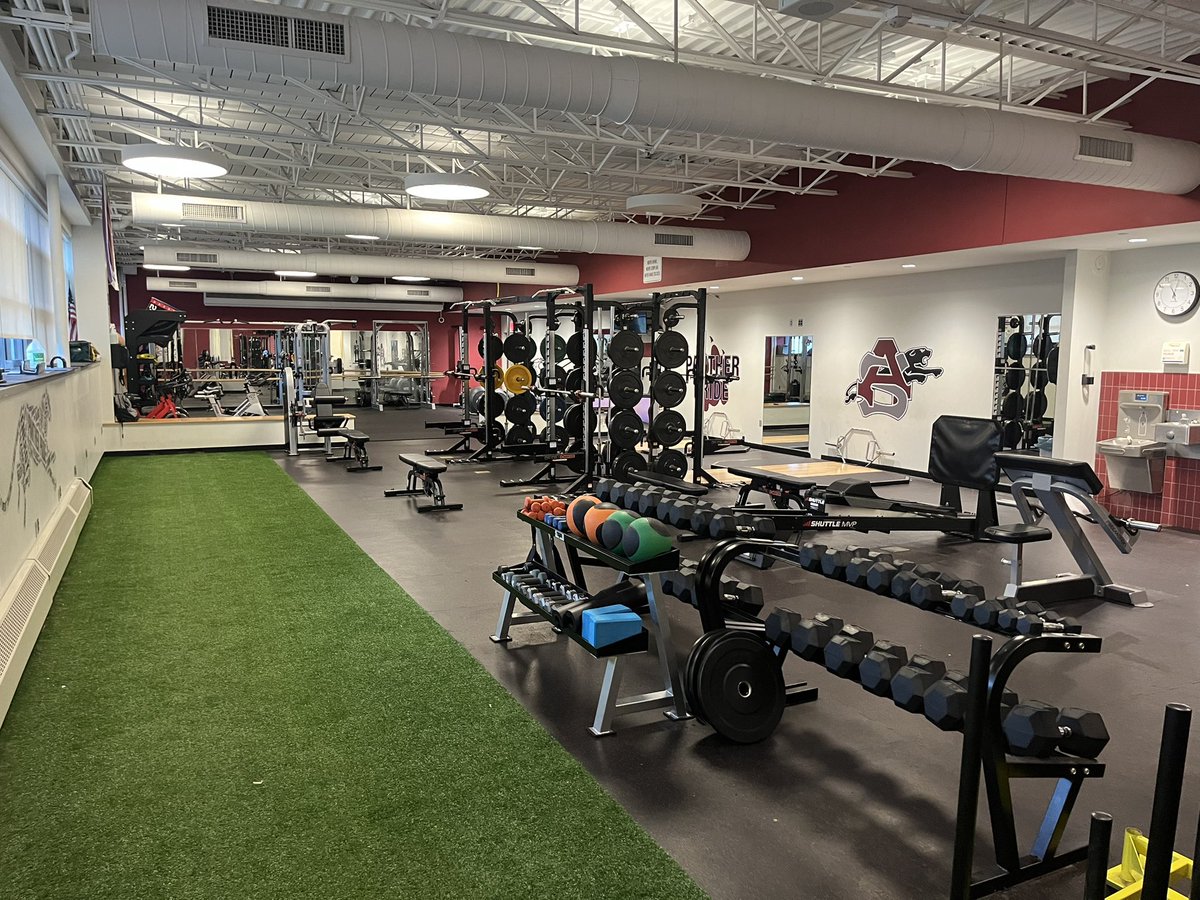 CoachStGermain's tweet photo. Weight room cleaned and organized.
I’m so excited for Panthers Training Camp tomorrow 💪🏻🐆#WhyNotBeGreat https://t.co/dOk8xnQm6Z