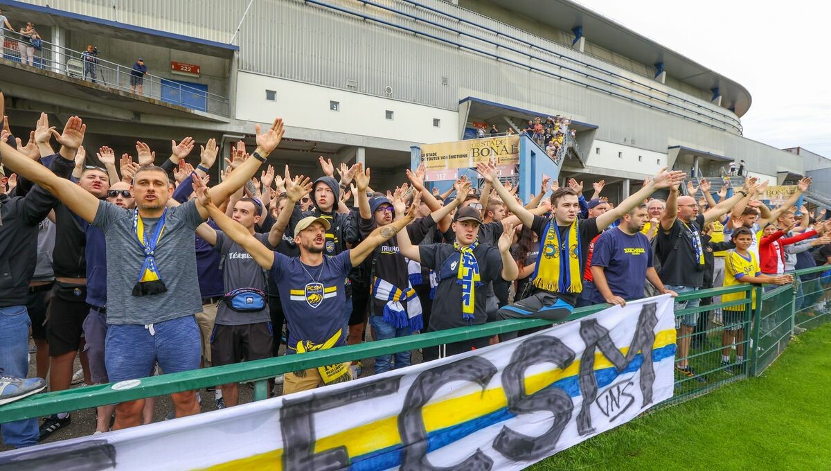 icibelfort's tweet photo. ⚽🟡🔵 Le #FCSM rétrogradé en National avant même la #DNCG
▶ le National au mieux avec un repreneur, sinon le N3 et le dépôt de bilan
▶ le personnel informé de la terrible nouvelle
➡️ https://t.co/WgdIdh61Fd https://t.co/5WjkEFSflU