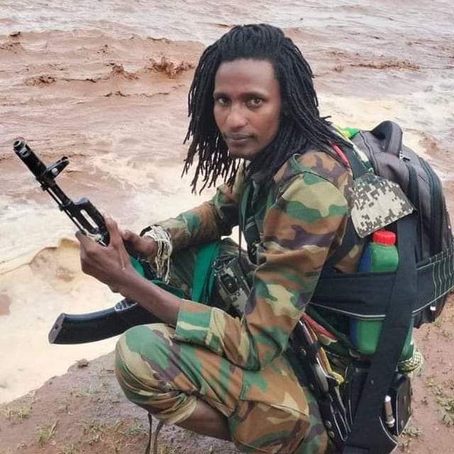 GarbiiB's tweet image. #AMMEE

☆Dugdaa Daawwaa: Ganda Biyyoo qundhii leencichi to'ateera!

Injifannoo!

OROMIYAAN BIYYA ✊ ✊ ✊