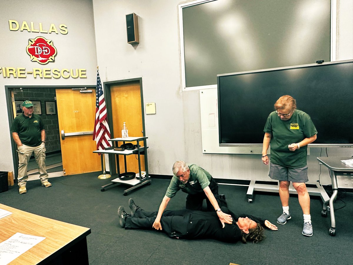 DallasCERT's tweet image. Have you heard the news? August Classes (free) are here! 🎉 

Join us to learn about basic disaster preparedness, first aid, fire safety (live fire), and a realistic disaster exercise with victims and disaster makeup. 

Register today at DallasCert.com !