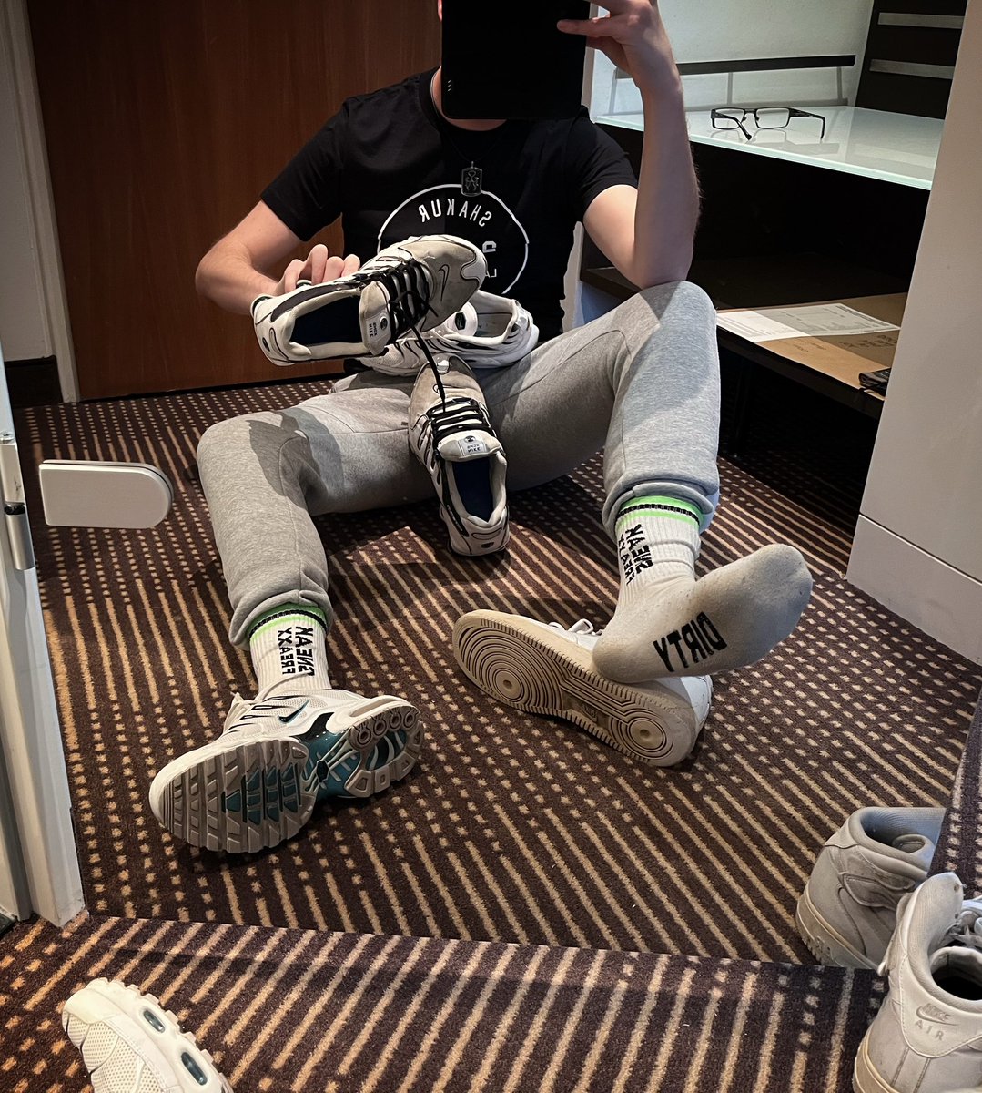 Common boys. Socks or sneaks? 🤷‍♂️ If you are a good boi you can have both 👇👇💪😈🔥 **** #sneakers #Master #slave #scally #scallymaster #sneakermaster #chav #scallygay #scallylad #scallyboy #kiffeur #socks