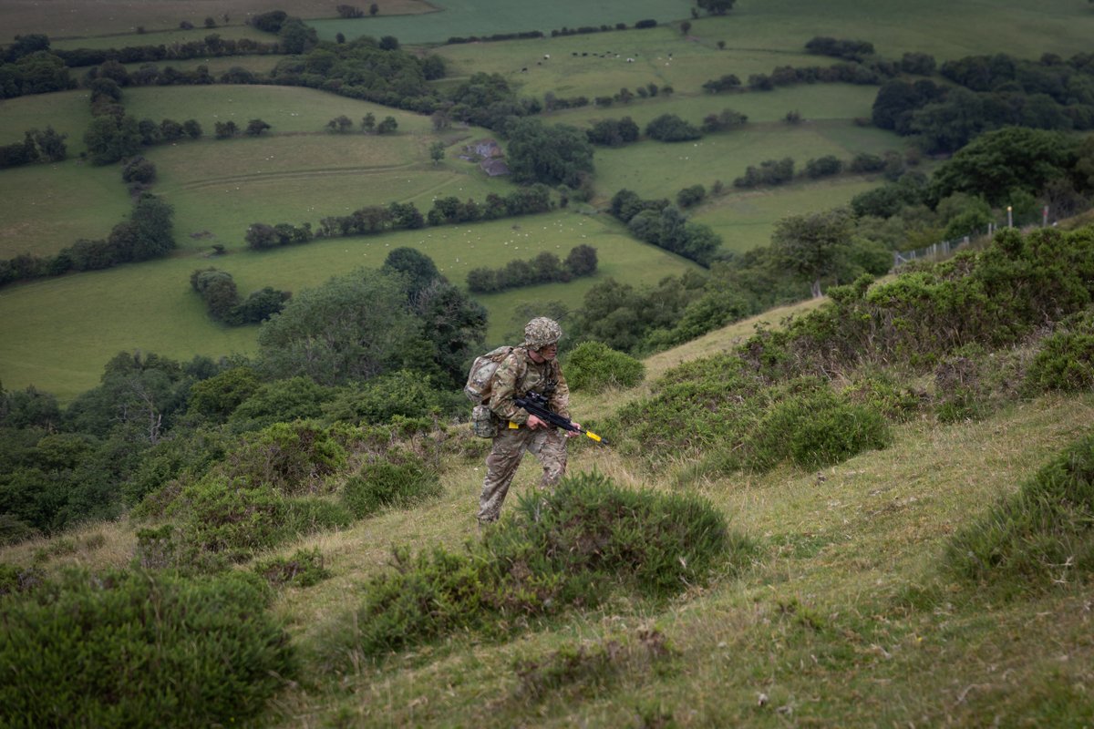 What did you get up to this weekend? This weekend saw our reservists deploy onto Sennybridge and hone their soldiering and fieldcraft skills. Fancy joining us and doing more with your weekends? Find more information using the following link: tinyurl.com/ntdjxwu3