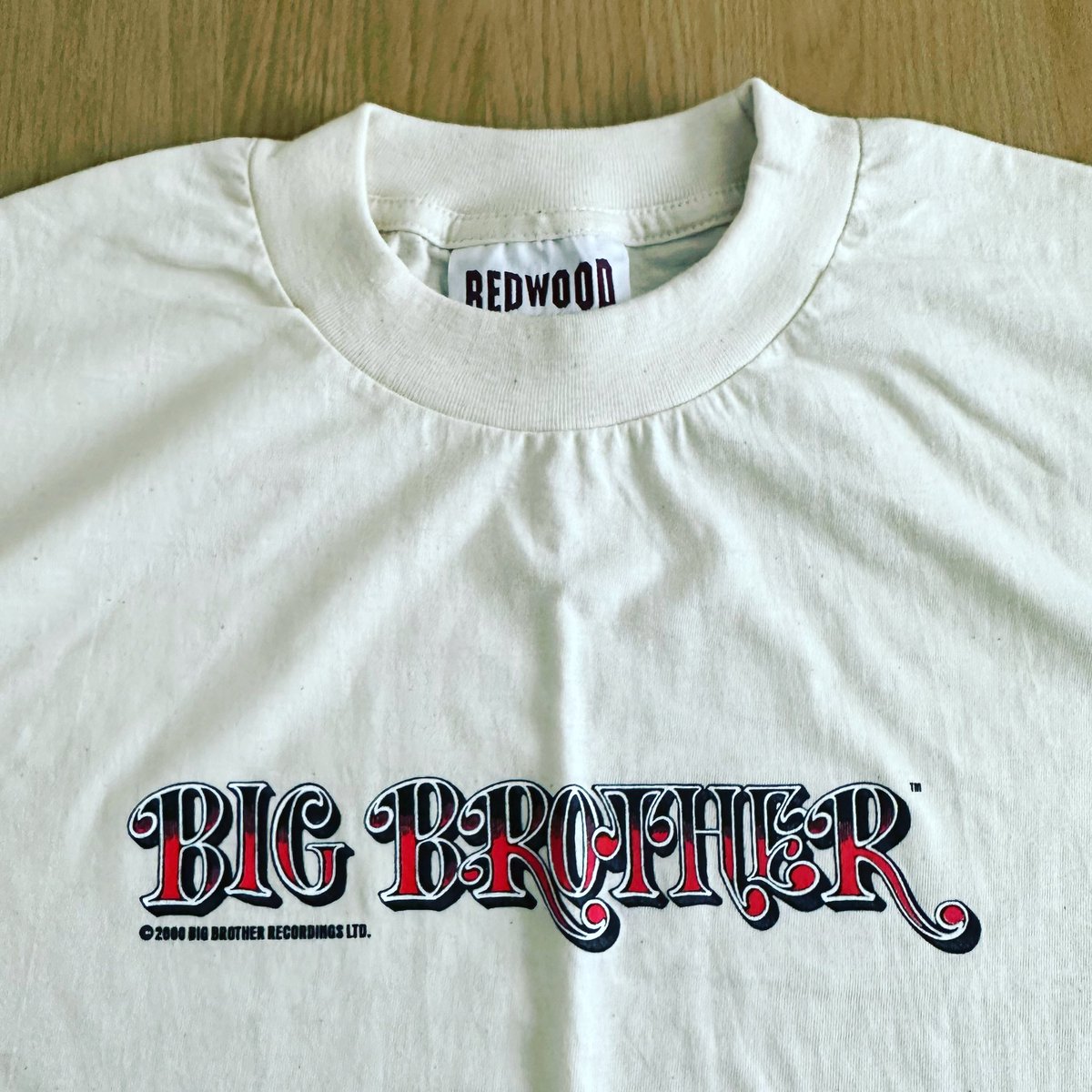 T-shirt #oasis #oasismusic #oasiscollectors #oasiscollector #oasiscollection #oasismemorabilia #oasislive #oasisrarities #oasisfans #oasisfansclub #sotsog #oasissotsog #tshirt #bandtee #bandtshirt #bigbrother #bigbrotherrecords #musiccollection #indiemusic #indie #promo #britpop