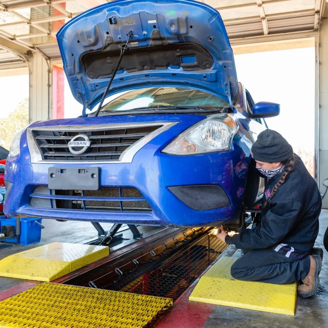 GreaseMonkeyCS's tweet photo. We don't believe in high-pressure sales tactics. Our team is here to advise and assist you with all of your auto needs. From small mechanical repairs to brake service and tire rotations, our Pit Crew Guarantee ensures top-notch service every time. #ExpertAdvising https://t.co/04VXzb3LZl