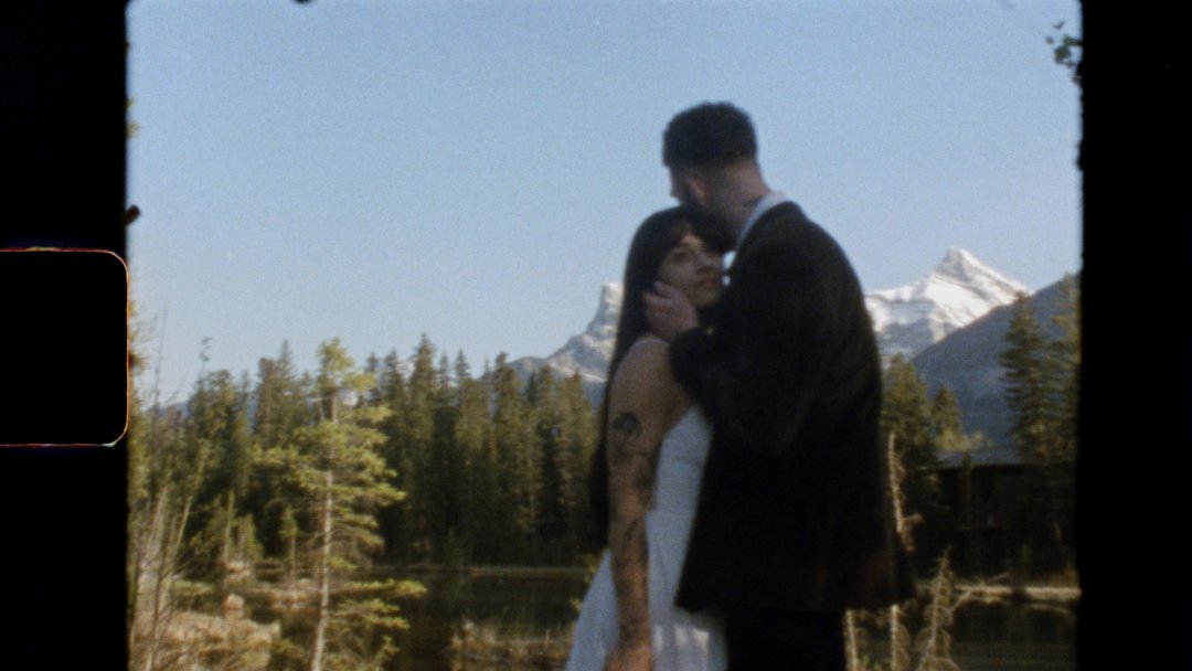 FrameDiscreet's tweet image. Recent work by Jordan Conarroe
Timed &amp;amp; Flat version
Super8mm Colour Film
...
jordanconarroeoriginals.com
‌jordanconarroeoriginals