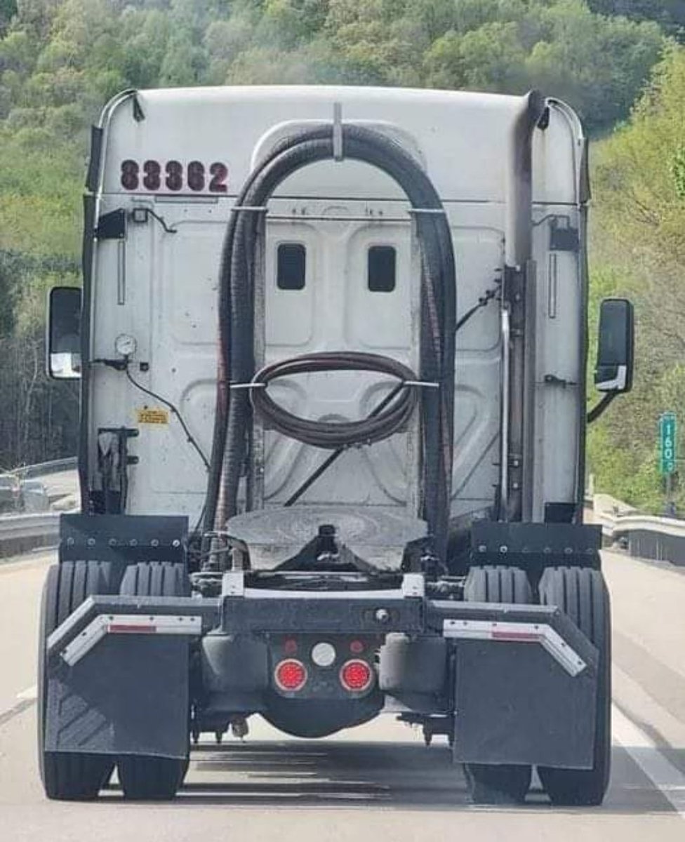 Raspatuit's tweet photo. Cuando sales de ruta sabiendo que vas protegido https://t.co/pY6WF1xSSr