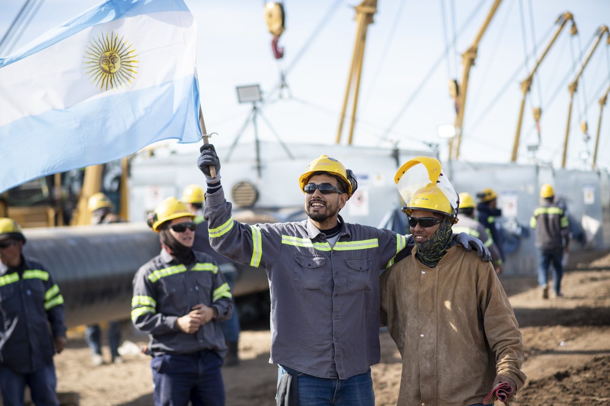 UIAok's tweet image. Se puso en marcha el Gasoducto NK que conecta Vaca Muerta con Salliqueló. Es la obra de infraestructura en energía más importante de los últimos 40 años y un paso clave hacia la soberanía energética.

Te contamos 7 datos sobre el rol de la industria argentina en este proceso: