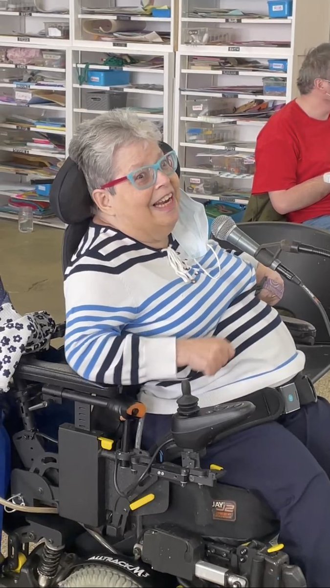 OpenHeartsArt's tweet photo. Susie singing her heart out! 🎙️#DisabilityPrideMonth #openheartsartcenter #asheville #musicmonday #differentlyabled #DisabilityPride #ashevilleartist https://t.co/lbrVibUMvj