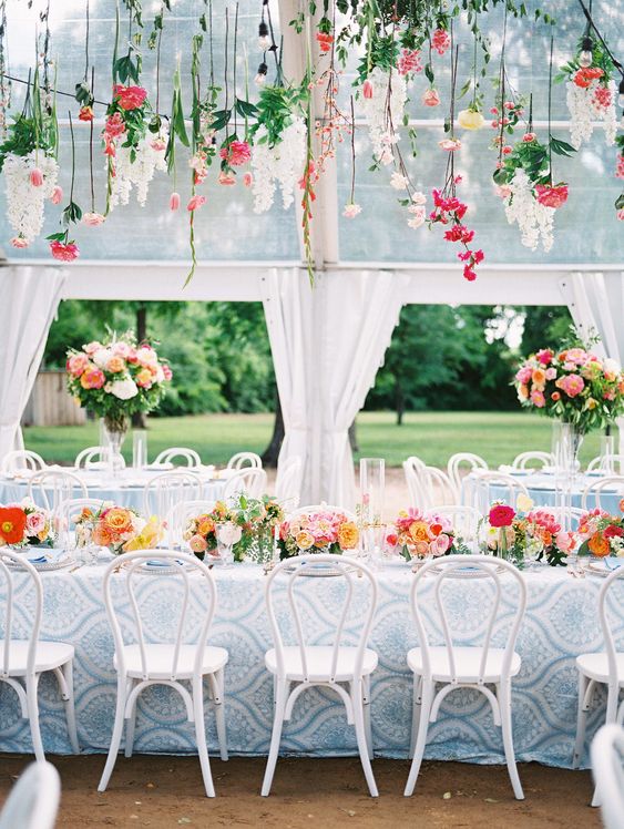 FianceeBodas's tweet photo. Dale un acento de frescura a las mesas de tu recepción de bodas con estructuras flotantes individuales ¡y sorprende a tus invitados! https://t.co/wmIrKCh07k