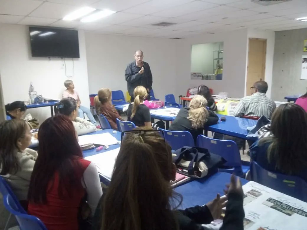 Larapotenciaenformacion tweet media