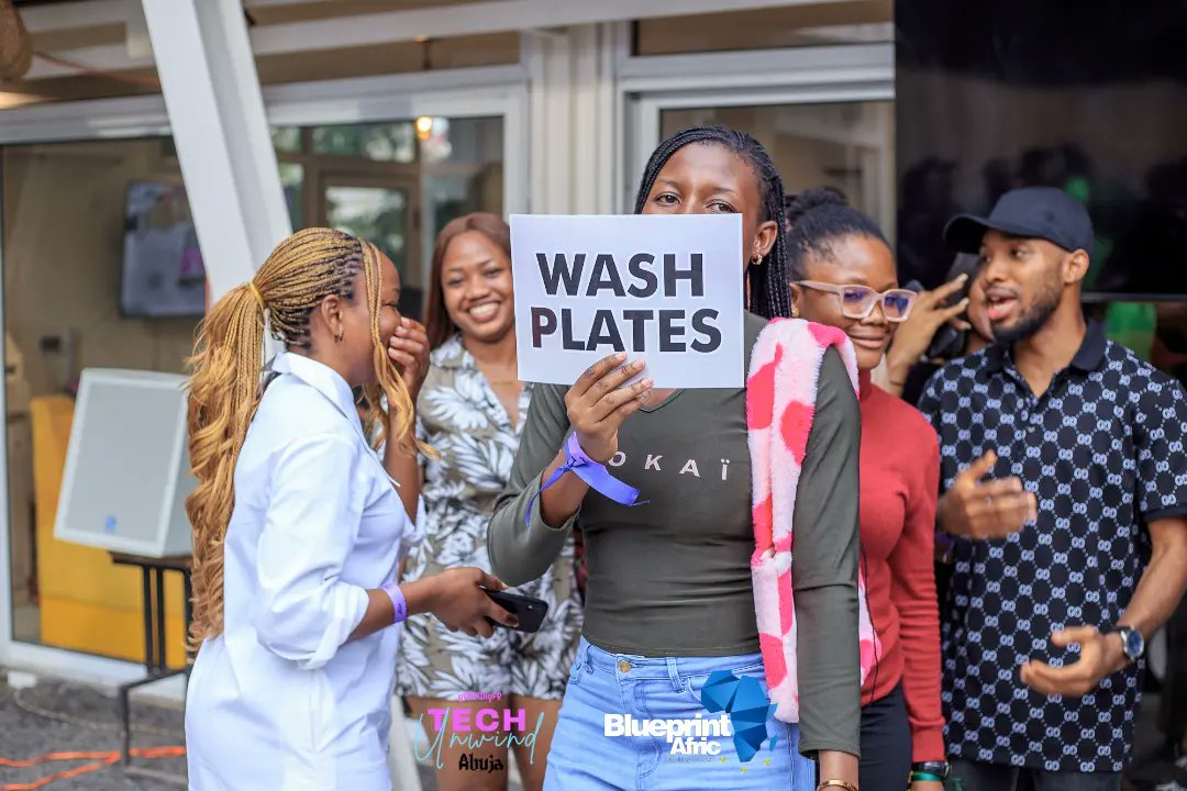 blueprintafric's tweet photo. The Abuja techies were asked to choose either...
DC Comics or Marvel
Iron Clothes or Wash Plates
Swipe to see which ones took the cake at the Tech Unwind @techunwindng
event.
#techunwind #techieevents https://t.co/J3gO06Gn4w