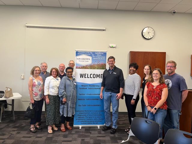 CeeCreateChange's tweet image. I loved having the chance to speak with Rep. Brad Schneider at his town hall in McHenry, hosted by @indivisiblenwil!