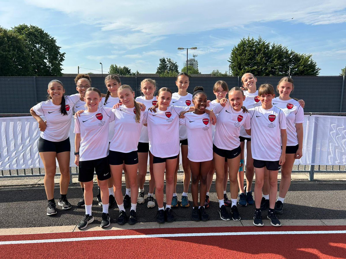 Congratulations to our Junior Girls who finished 4th in the National Final of the ESAA Track and Field Competition 🏆🏅🏃‍♀️