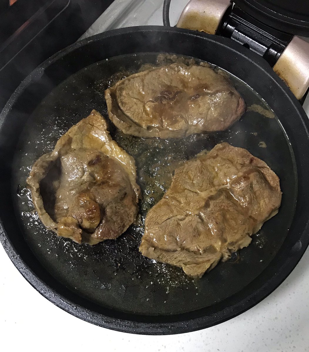 Danny__Art's tweet photo. 😋🥩 https://t.co/9VwgVl1xUY