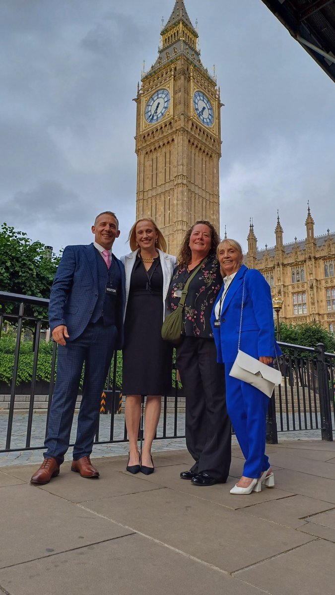 Ray Morgan tweet media