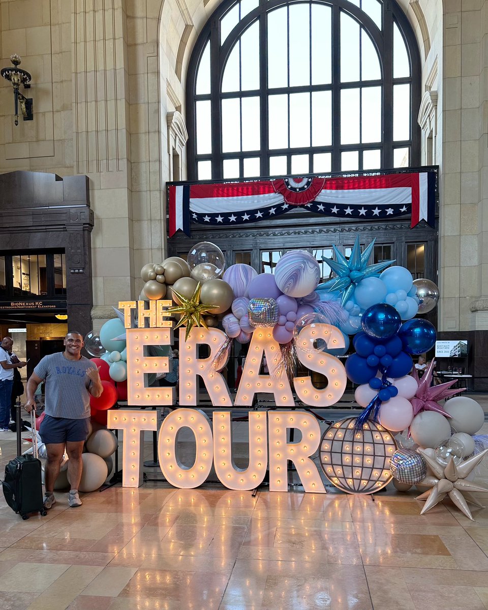 JusticeHorn_'s tweet photo. I just got off my train at Union Station and all the #ErasTourKC stuff is still up lol 

Maybe I fan girled a little bit when I saw it… https://t.co/7m744pzsg2