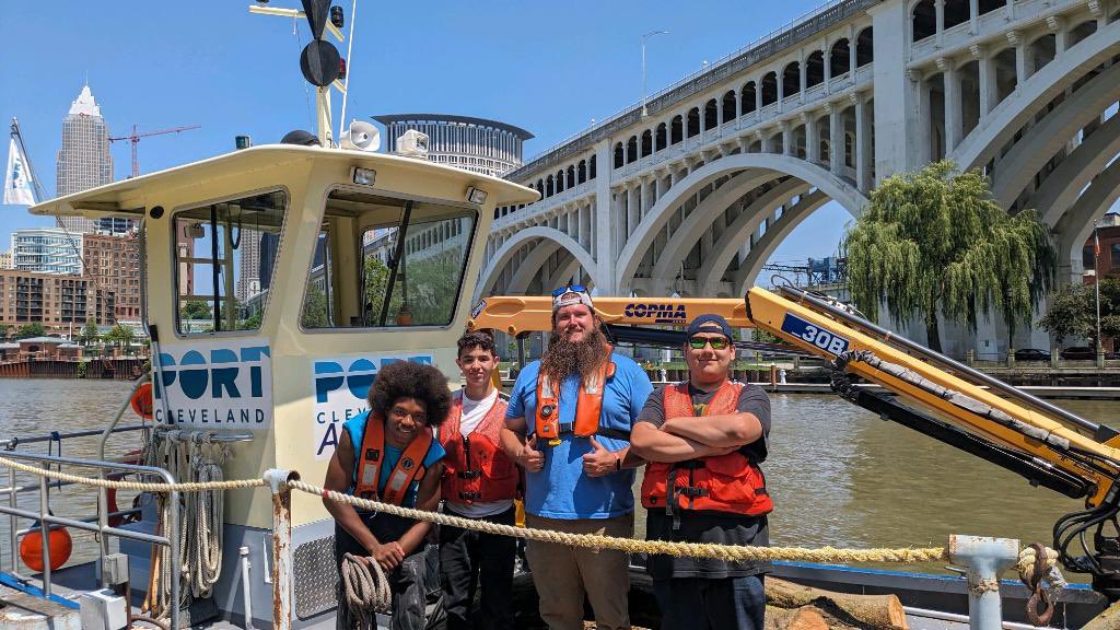 @CityofCleveland @portofcleveland I just met captain Aidan Hall and crew from @ArgonautCLE. What an amazing organization to have in #Cleveland ! We’ll be very lucky if we can keep these young men here to work in our city’s maritime industry.