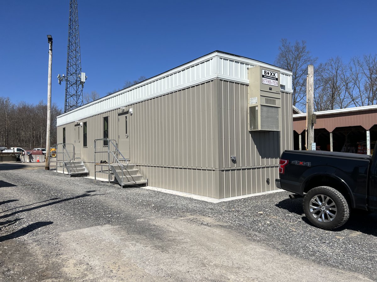BOXXModularUS's tweet image. Beat the summer heat on your construction site with our climate-controlled modular offices. Keep your team comfortable and focused, ensuring maximum efficiency during this peak construction period. #Construction #ModularOffices #ClimateControl #BuiltModular