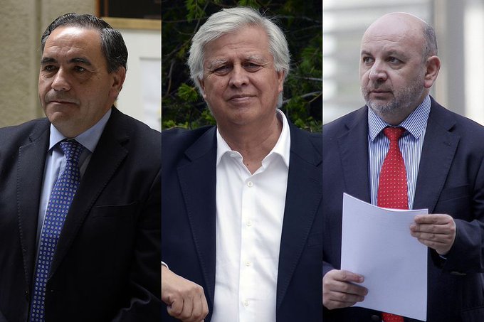 latercera's tweet photo. ¿Qué hacer con Espinoza, Saavedra y Castro? Voces díscolas del PS levantan inquietud en esa tienda e incomodan al oficialismo https://t.co/VGaq8jSzMF https://t.co/KULtoBFz2J