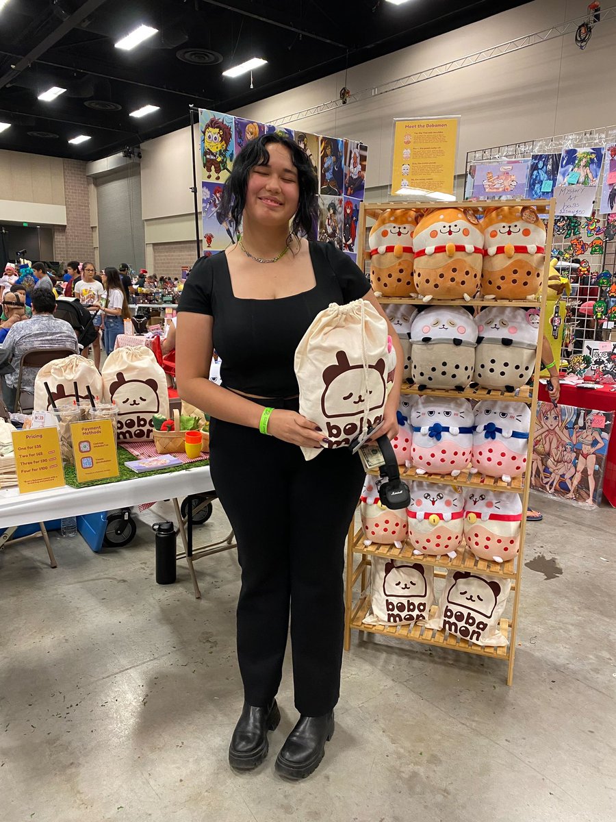 bobamonofficial's tweet photo. Thank you to everyone who showed love to Bobamon at Pokéfest! Stay tuned for more events 😁 🧋

#bobamon #boba #bobaaddict #stuffedanimals #pokefest #kpop https://t.co/ShASJt2Arj