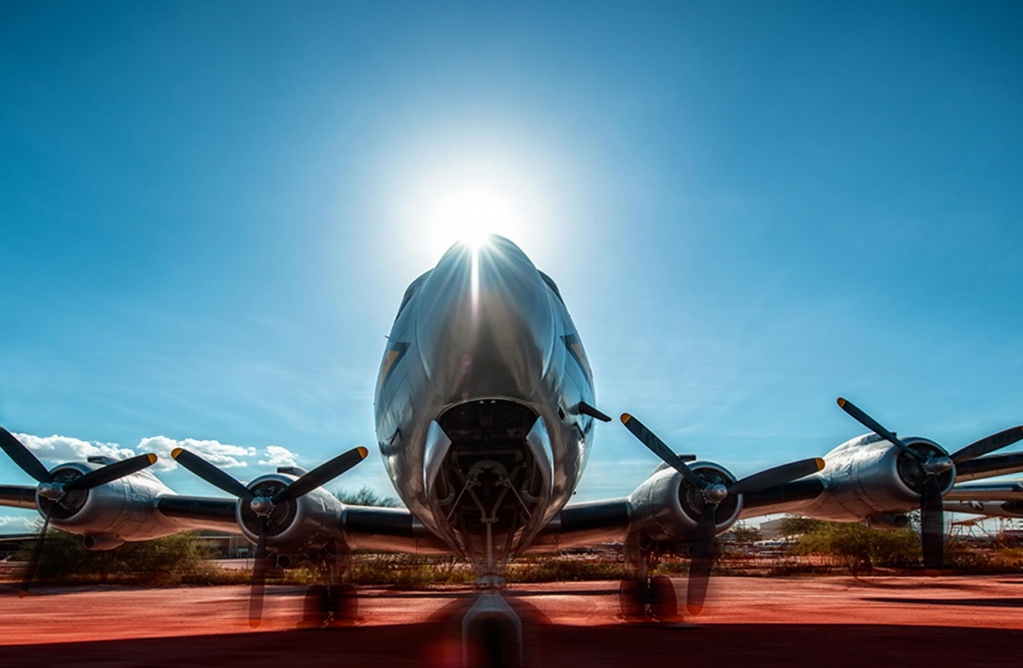 St.MoritzArtMasters tweet media