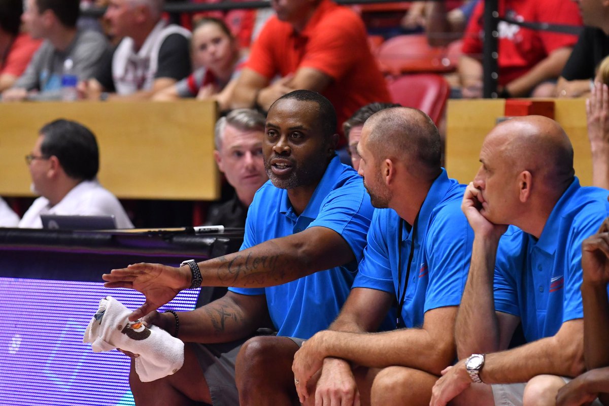 Kenny Thomas tweet media