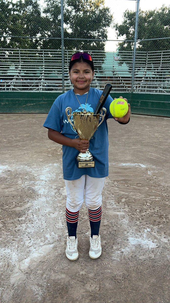 OVOMamiiB's tweet photo. ๐AST WEST COAST WORLD SERIES CHAMPS 2023!๐๐ #silverbracket๐ฅ #12usangerwarriors
My daughter also received the
AST Slugger Award!๐คฉ๐ญ๐๐ปโค๏ธ https://t.co/cU7tK6QjVr