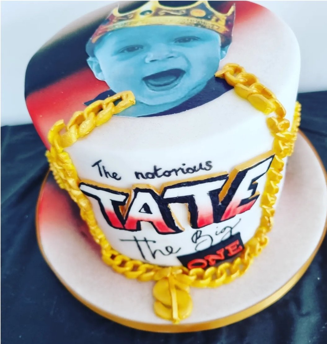 GilhamGremo's tweet photo. Best end to a blinkin lovely weekend...becoming this little one's Godmother as he turns 1!!
Even if I was a little more 'Gangsta Granny' than Gangsta Chic 😬😎
#FairyGodmother #PreciousMoments #Honoured #LittleOne #TurningOne #Dude #Gangsta https://t.co/FXudRph5Lv