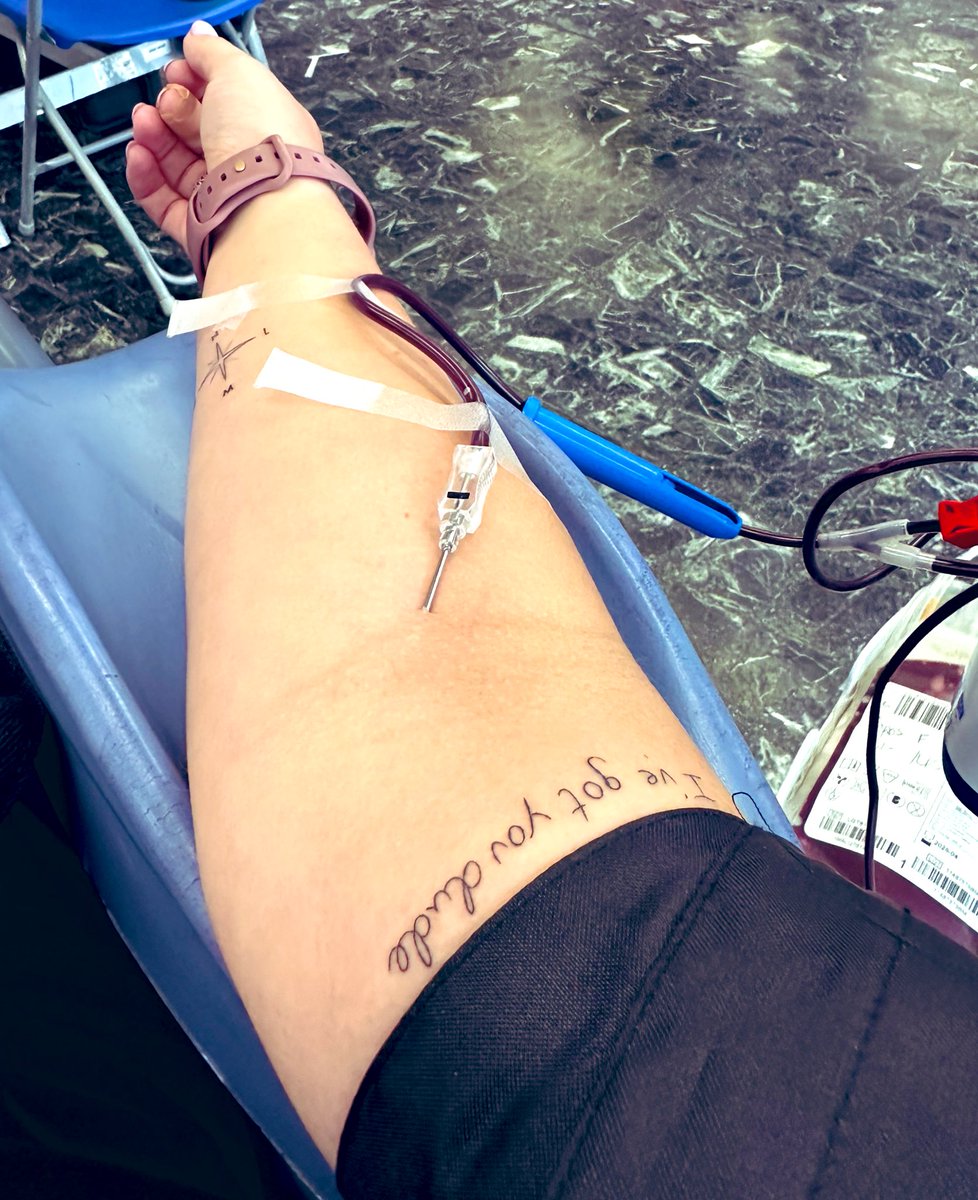 Laura was a big believer in @GiveBloodNHS she thought it really important & gave whenever she could til she needed it herself.
Gracie gives too & has special NEO blood (free of CMV) & apparently 1 donation can help up to 8 tiny babies.
#BeMoreLaura #GiveBlood #KeepDonating #Blood