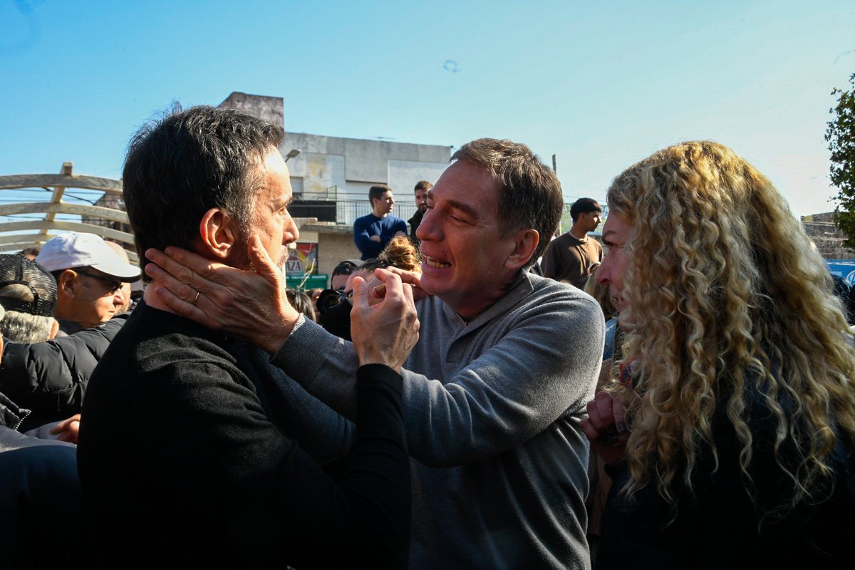 sebasneuspiller's tweet image. Con @horaciorlarreta , @diegosantilli , @jlespert y todo este gran equipo vamos a hacer el cambio de nuestras vida en Pilar, en la Provincia y en toda la Argentina. 

#PasiónxPilar 
#QueremosLoMismo
#HagamosElCambioDeNuestrasVidas