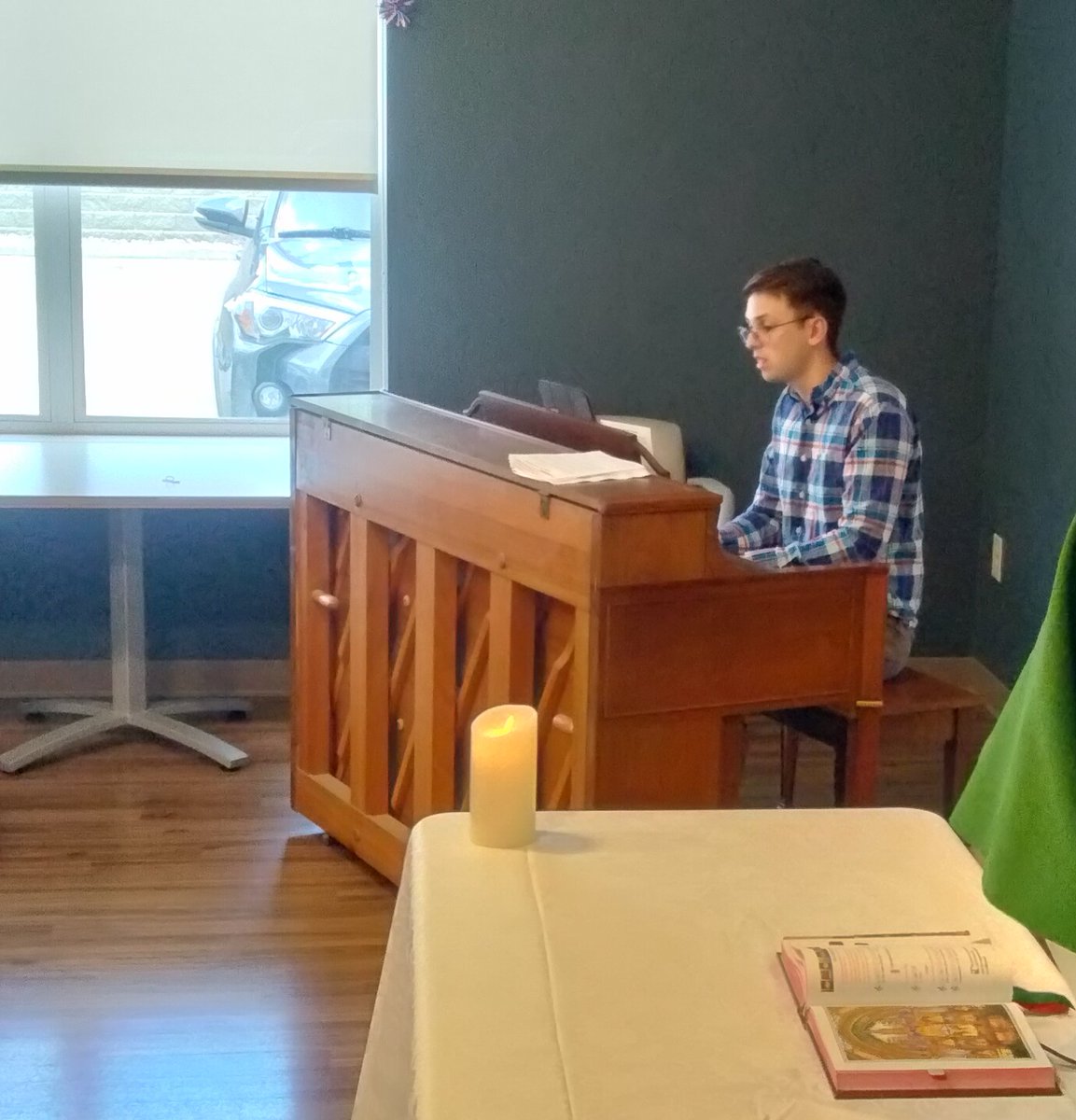 stbasilthegr8's tweet photo. Celebrating Mass at Jennings https://t.co/NEiaKzRcyk