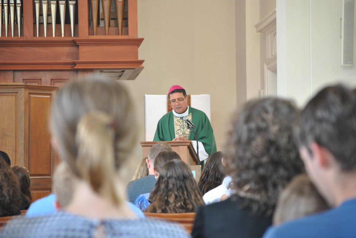lighttheworlddc's tweet photo. We’re starting out our week with #gratitude for all the priests and bishops who ministered to our community this summer! https://t.co/JOOC0CAAhm