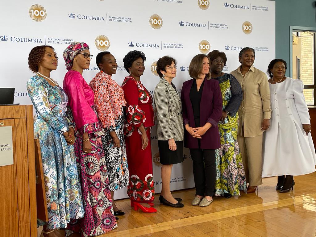 FirstLadyNam3's tweet photo. 1/ FLON is currently in New York 🇺🇸 to attend the 2023 First Ladies Academy, a 4-day Executive Leadership Programme designed to support the health and development initiatives of First Ladies.

The programme is a partnership between @gflaorg, @ColumbiaMSPH and @OAFLAD.

#GFLA https://t.co/nyibNAfu3N